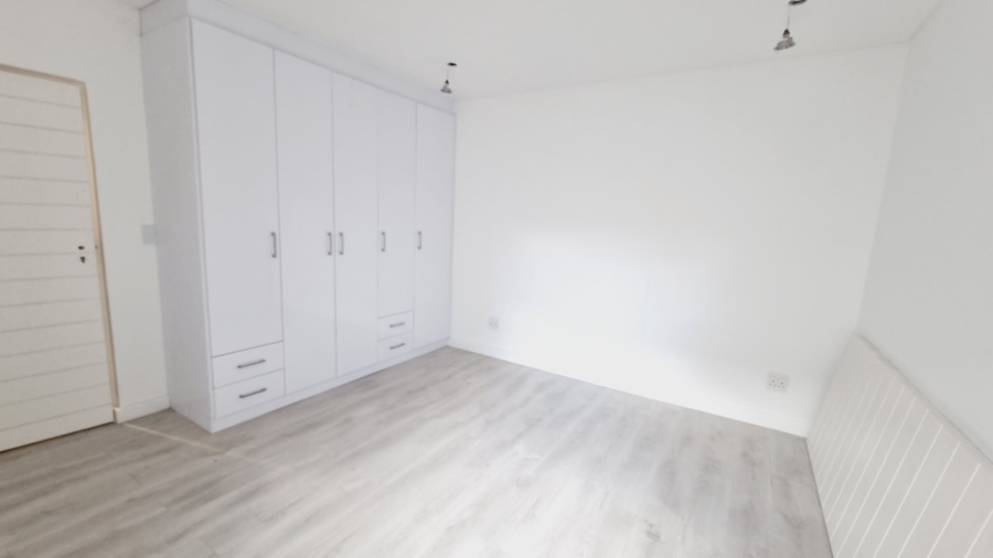 4 Bedroom Property for Sale in Sandown Western Cape